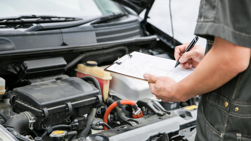 新潟県上越市 自動車鈑金塗装工場「東亜自動車工業」 損害保険会社指定修理工場 自動車鈑金 塗装 修理  事故車修理 キズ ヘコミ 板金 車検 上越